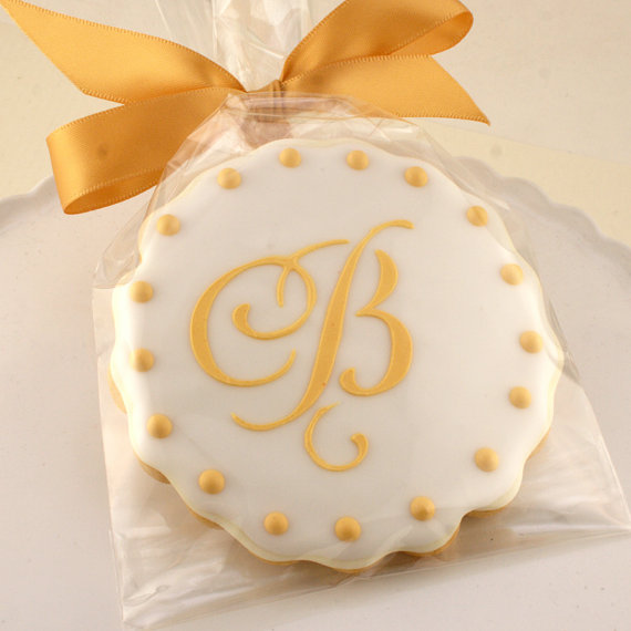 monogram cookie